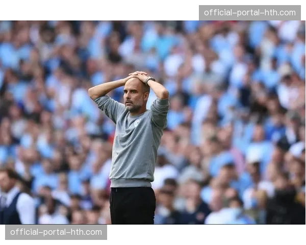 镜头语言:瓜迪奥拉在场边用复杂手势指挥,斯特林回头一脸困惑成网络热图 镜头语言:瓜迪奥拉在场边用复杂手势指挥,斯特林回头一脸困惑成网络热图