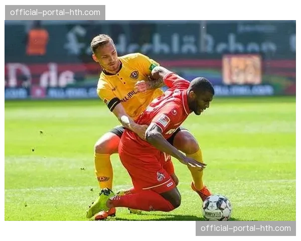 通讯：保级希望破灭，达姆施塔特确定降级后全队绕场感谢球迷